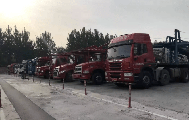 為什么會選擇北京的托運(yùn)轎車公司？-鑫邦運(yùn)車